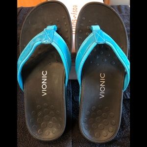 Vivonics flip flops